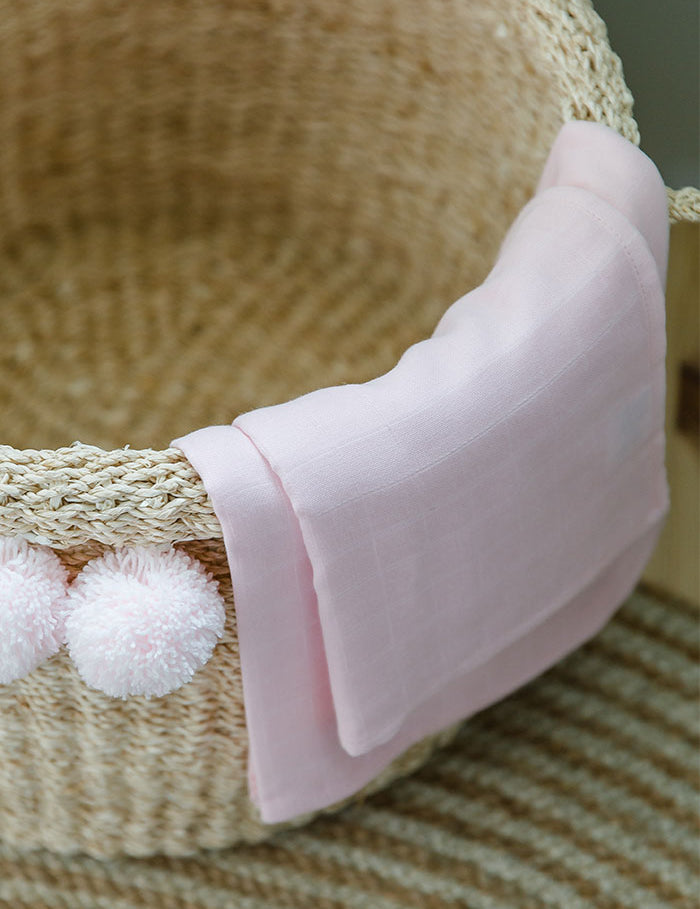 Fralda em Algodão Orgânico Liso Rosa