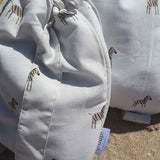 Mochila Toalla de Playa de Algodón Orgánico Cebra