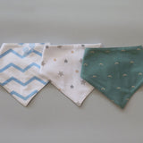 Pack de 3 baberos triangulares de algodón orgánico Soft Blue