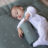Almohada de posicionamiento de algodón orgánico Little Garden