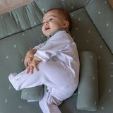 Almohada de posicionamiento de algodón orgánico Little Garden