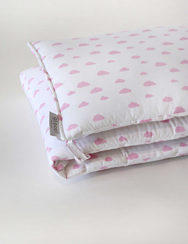 Resguardo de Cama Clássico em Algodão Orgânico Nuvens Rosa