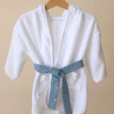 Robe em Algodão Orgânico Branco e City Blue