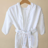 Robe em Algodão Orgânico Branco e Estrelas Azuis